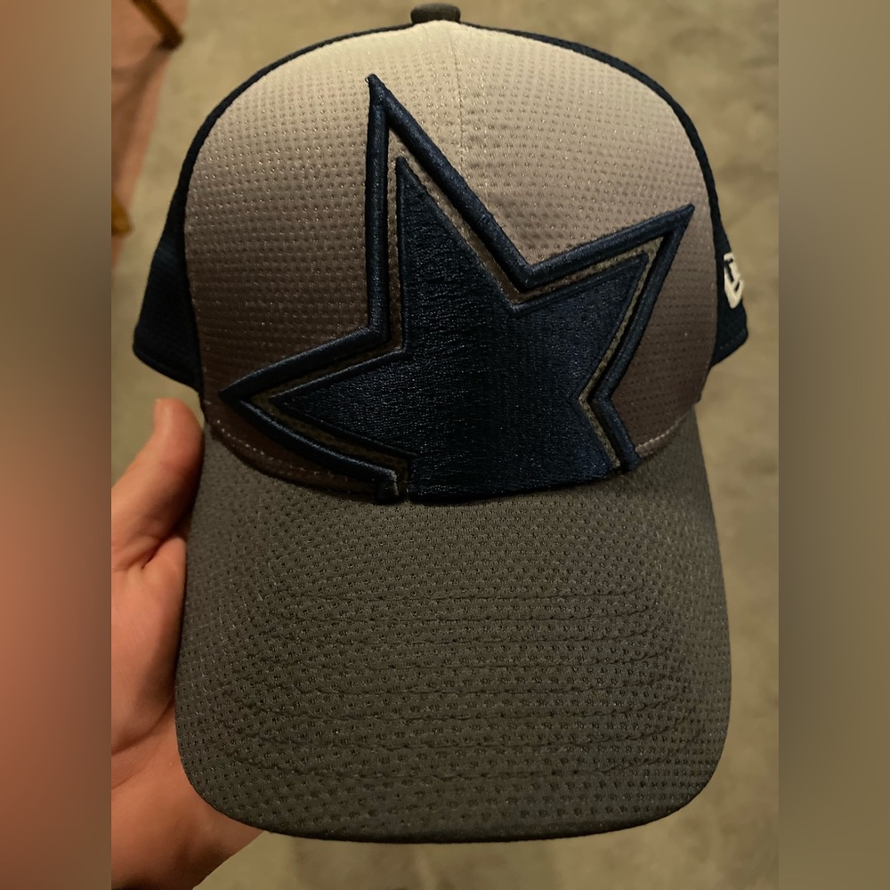 Dallas Cowboys Hat.